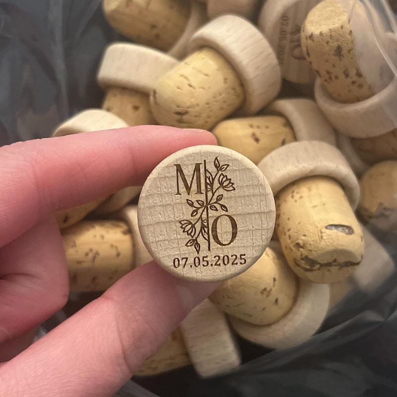 Bouchons à vin en bois personn - Wedding Supply List avis et prix
